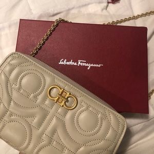 *BRAND NEW* Authentic Salvatore Ferragamo WOC